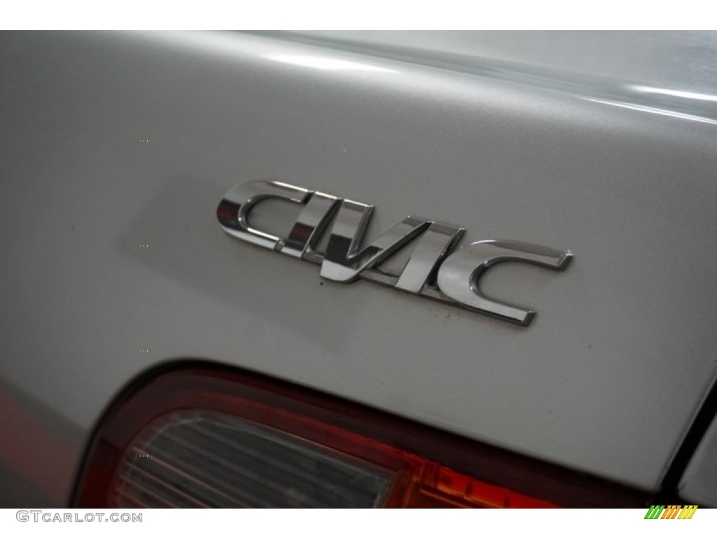1999 Civic LX Sedan - Vogue Silver Metallic / Gray photo #82