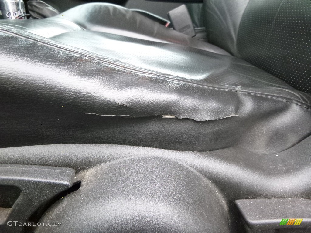 2009 G5 GT - Black / Ebony photo #15