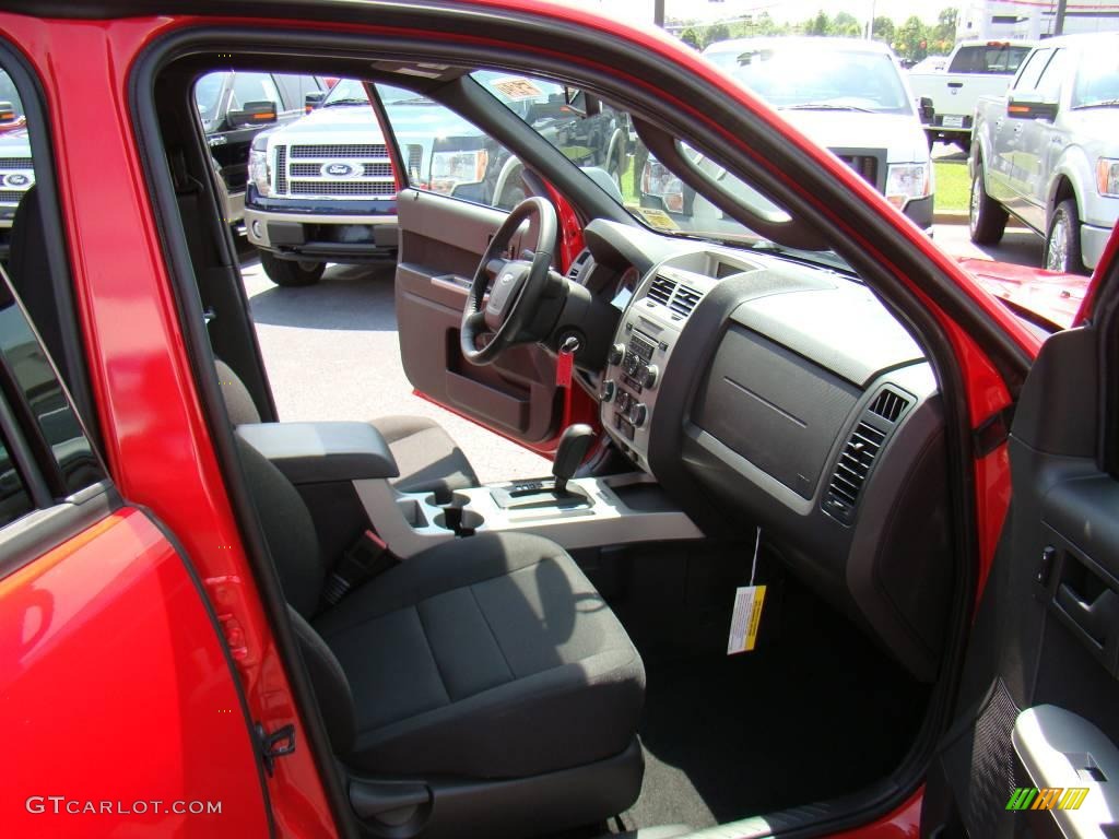 2009 Escape XLT V6 - Torch Red / Charcoal photo #12