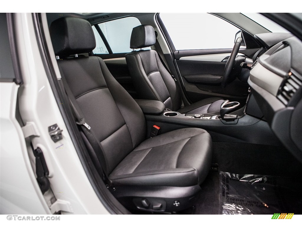 2013 BMW X1 sDrive 28i Interior Color Photos