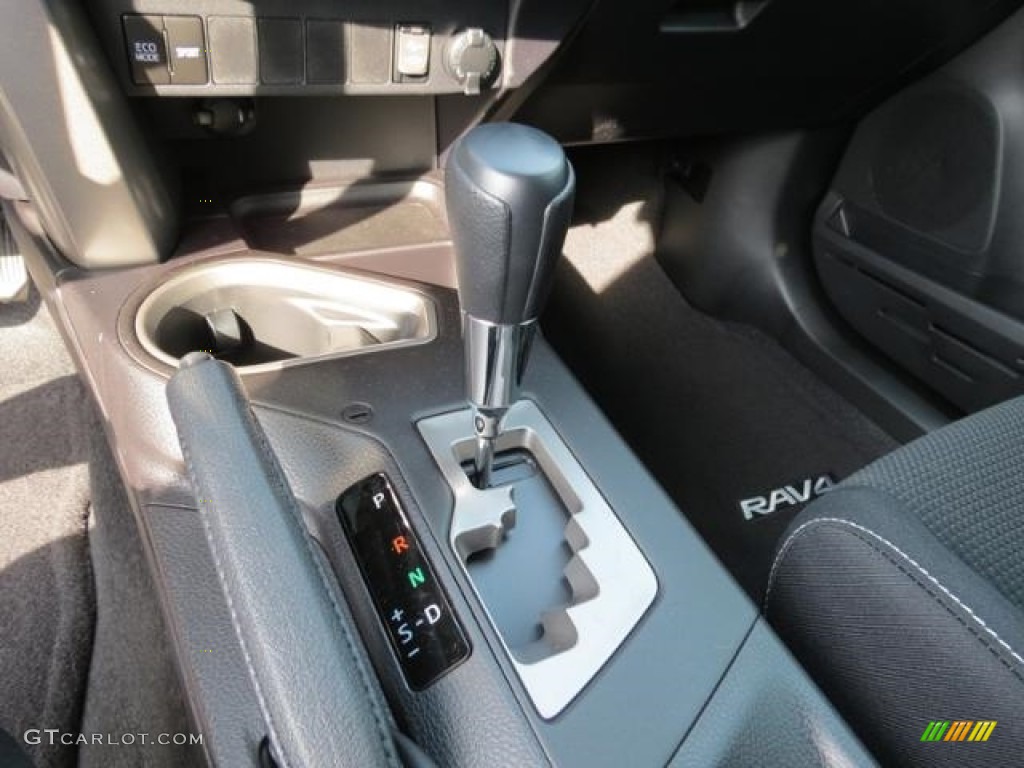 2016 RAV4 XLE - Black Currant Metallic / Black photo #20