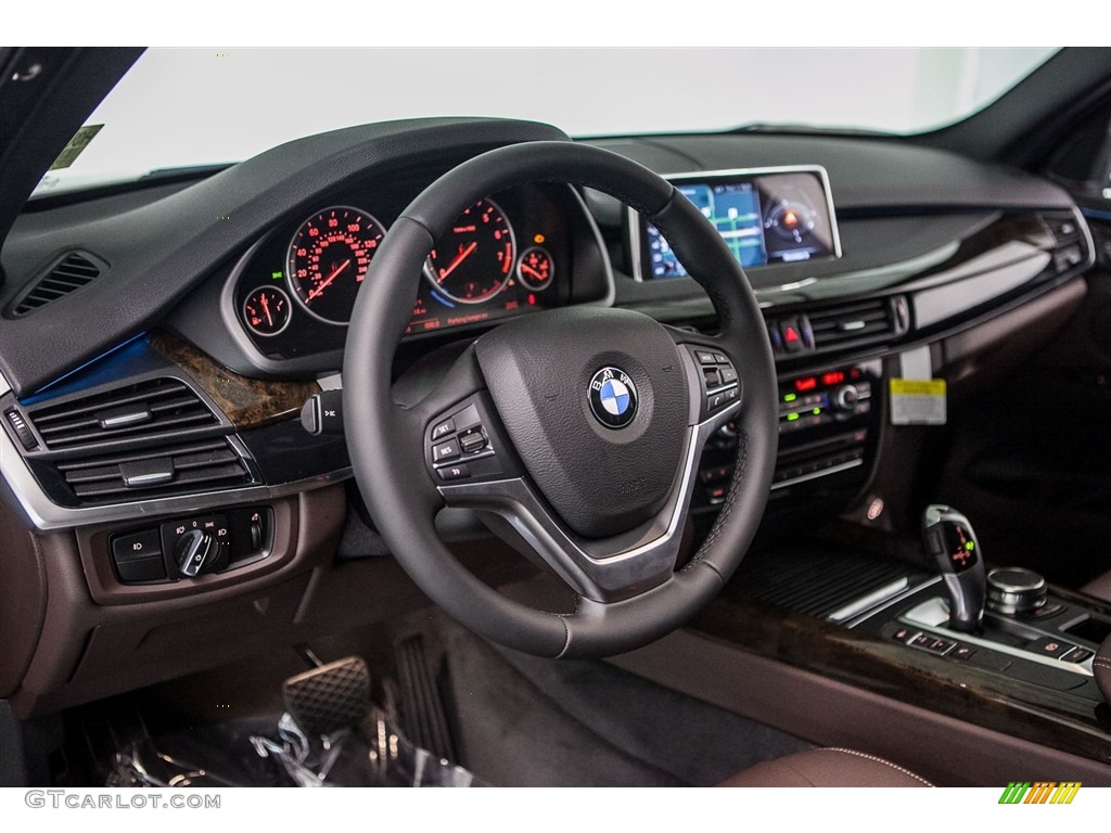 2017 BMW X5 sDrive35i Mocha Dashboard Photo #115632930