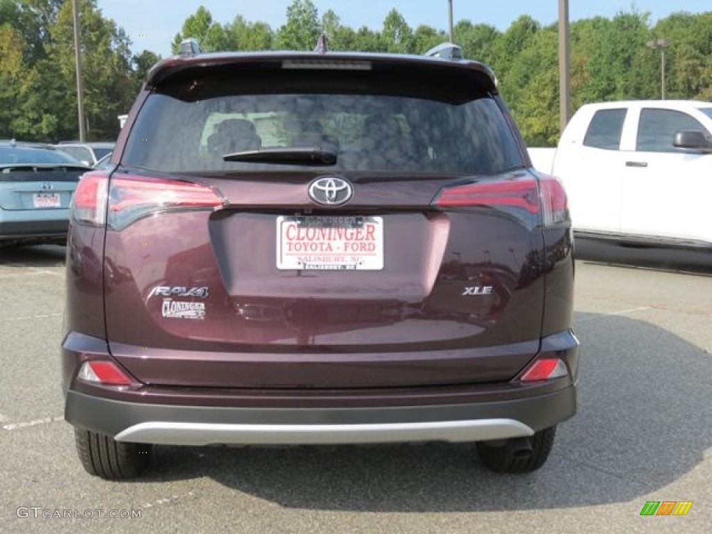 2016 RAV4 XLE - Black Currant Metallic / Black photo #24