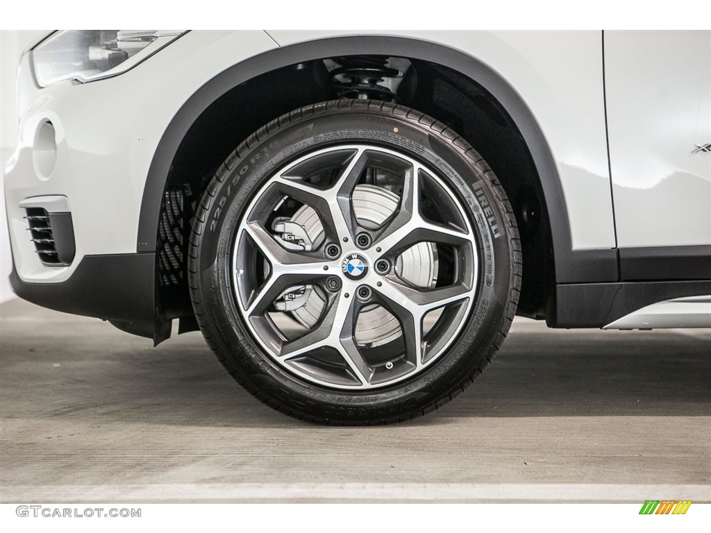 2017 BMW X1 xDrive28i Wheel Photo #115634232