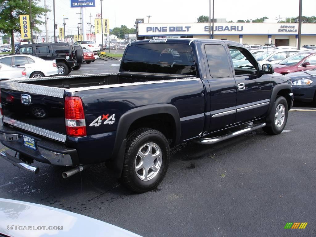 2006 Sierra 1500 SLE Extended Cab 4x4 - Deep Blue Metallic / Dark Pewter photo #3