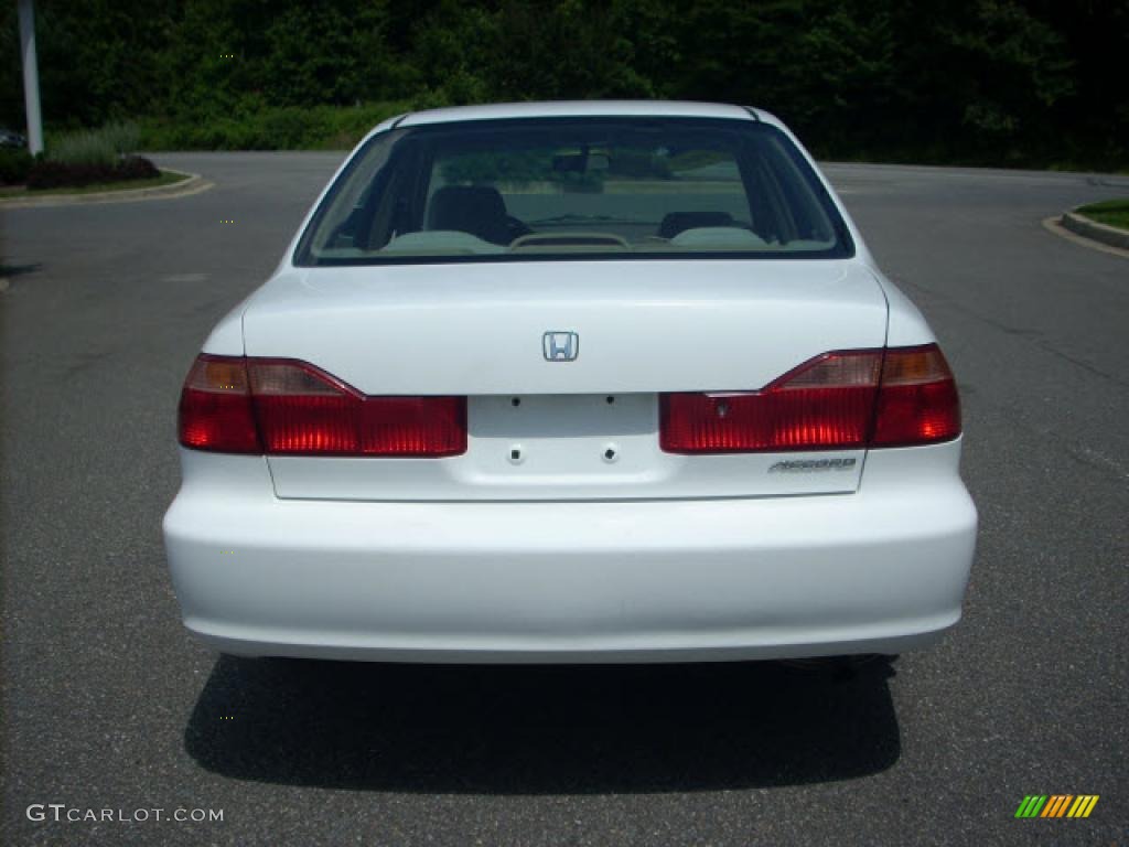 1999 Accord LX Sedan - Taffeta White / Ivory photo #3