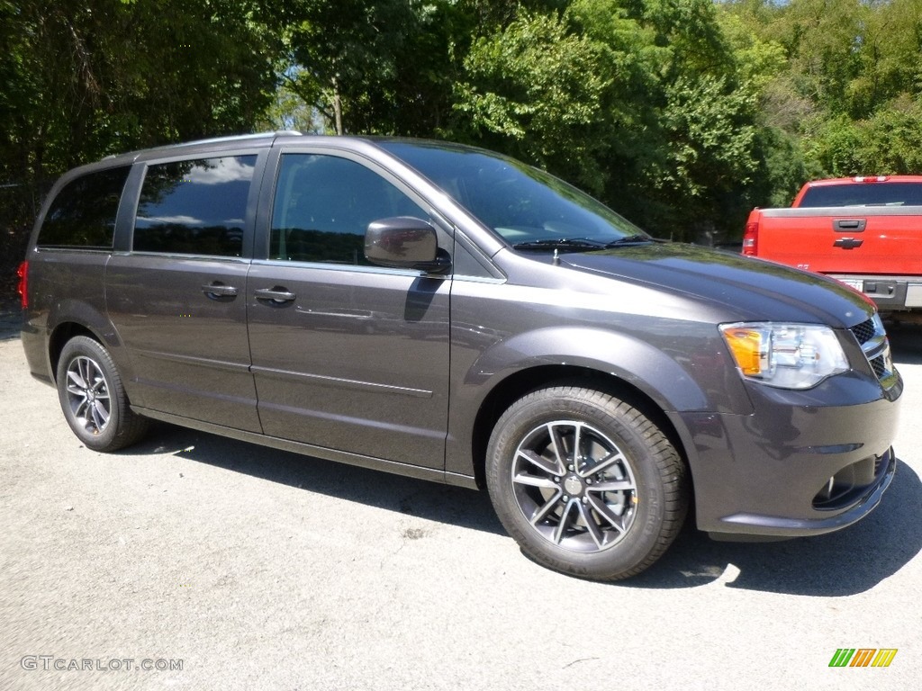 Granite 2017 Dodge Grand Caravan SXT Exterior Photo #115638869