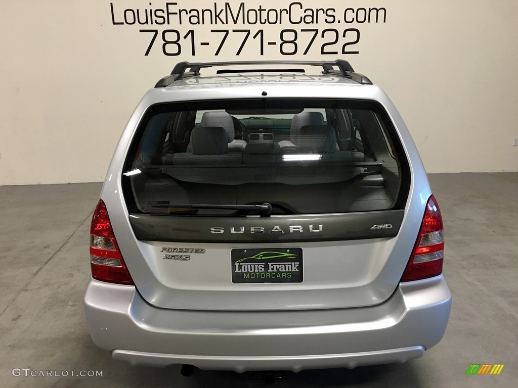 2004 Forester 2.5 XS - Platinum Silver Metallic / Gray photo #8