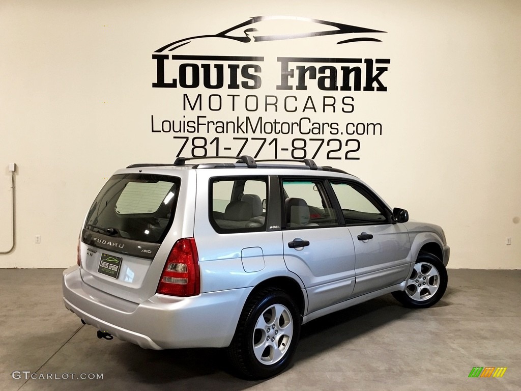 2004 Forester 2.5 XS - Platinum Silver Metallic / Gray photo #113