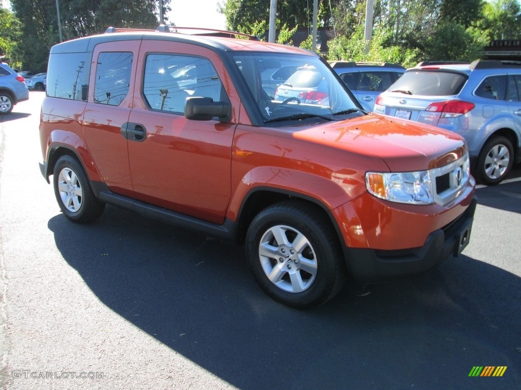 2011 Element EX 4WD - Citrus Fire Metallic / Gray photo #4