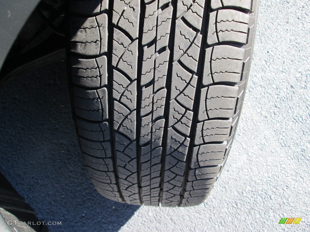 2011 Element EX 4WD - Citrus Fire Metallic / Gray photo #22