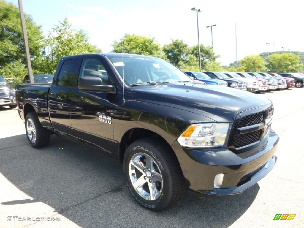 Brilliant Black Crystal Pearl 2017 Ram 1500 Express Quad Cab 4x4 Exterior Photo #115644017