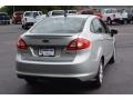 Ingot Silver Metallic - Fiesta SE Sedan Photo No. 3