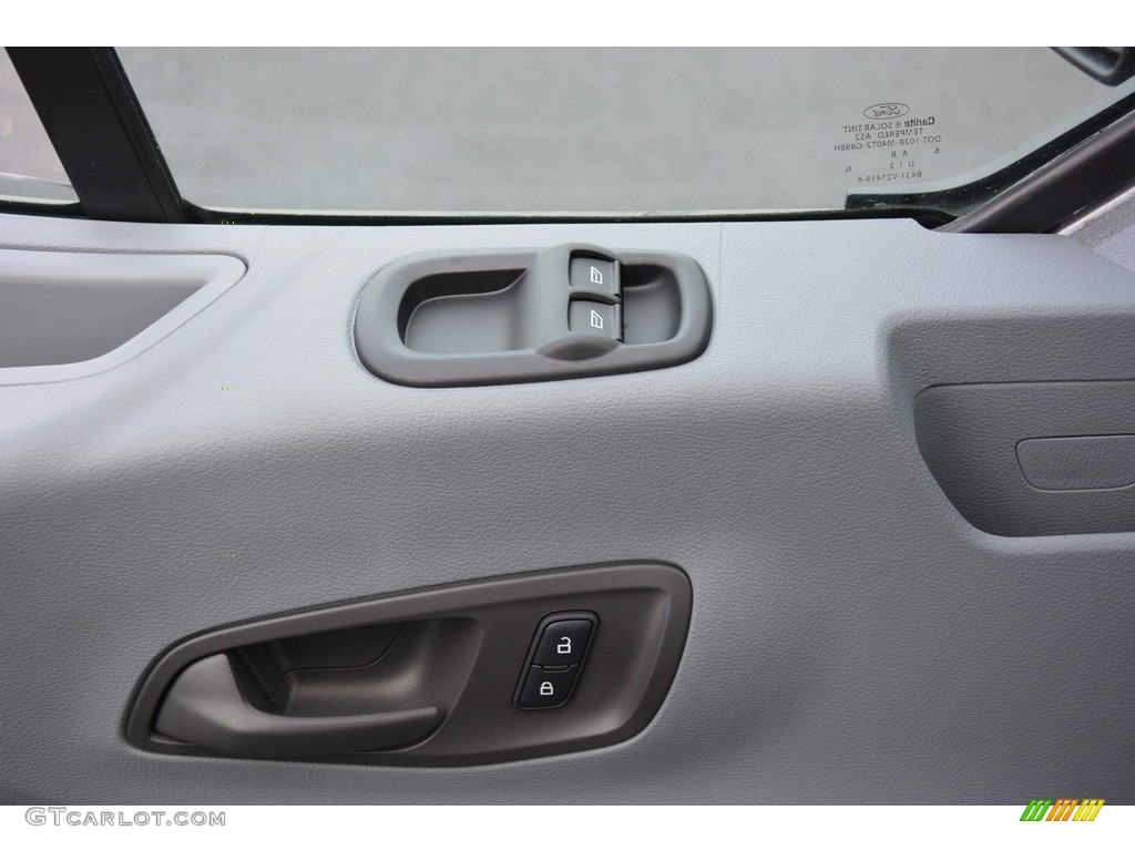 2017 Ford Transit Wagon XL 350 MR Long Controls Photo #115656119
