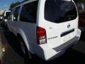 2006 Avalanche White Nissan Pathfinder S  photo #4