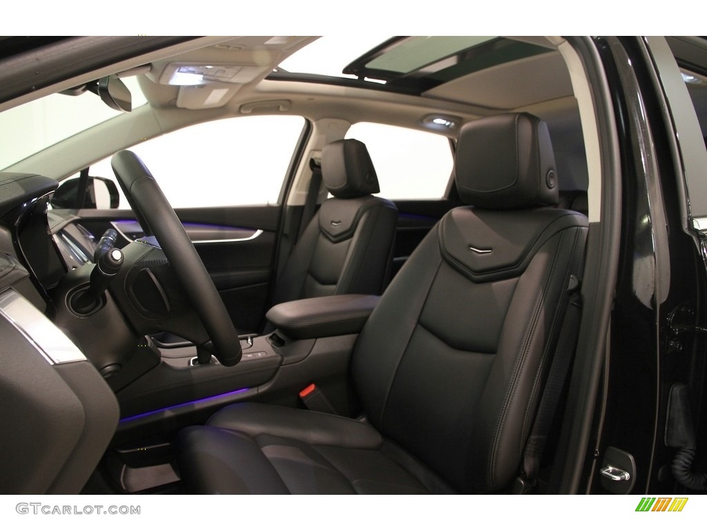 2017 Cadillac XT5 Premium Luxury Front Seat Photo #115659041