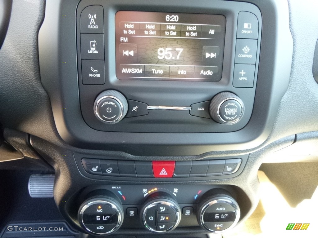 2016 Renegade Limited 4x4 - Alpine White / Black photo #20