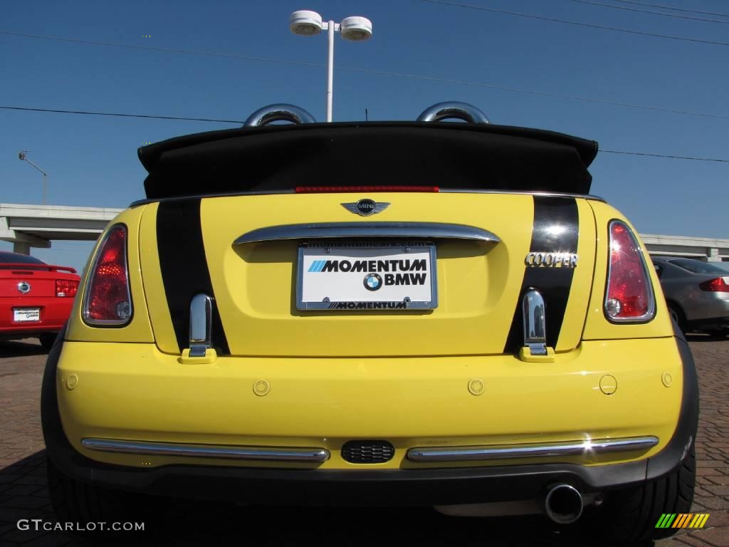 2005 Cooper Convertible - Liquid Yellow / Space Grey/Panther Black photo #4