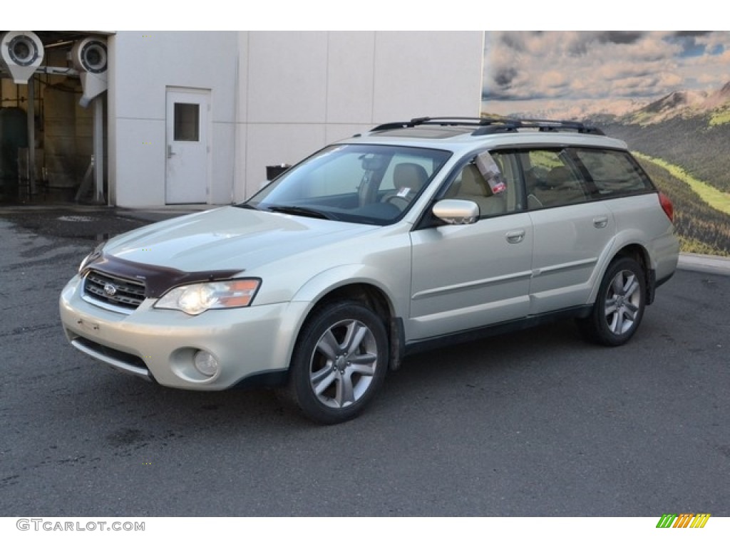 2006 Outback 3.0 R L.L.Bean Edition Wagon - Champagne Gold Opalescent / Taupe photo #5