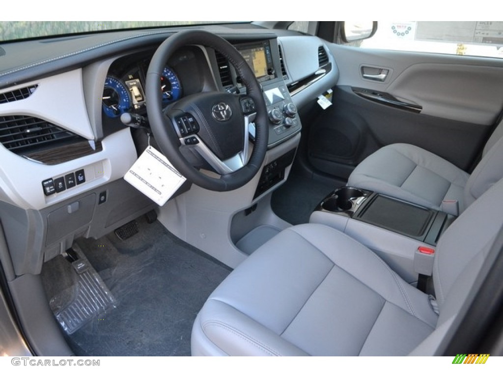 Ash Interior 2017 Toyota Sienna XLE AWD Photo #115664833