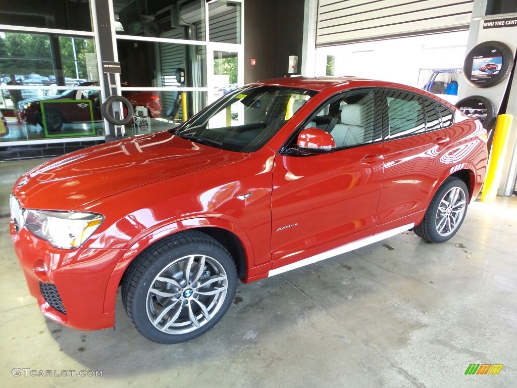 Melbourne Red Metallic BMW X4