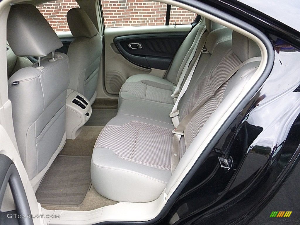 2011 Taurus SEL AWD - Ebony Black / Light Stone photo #15