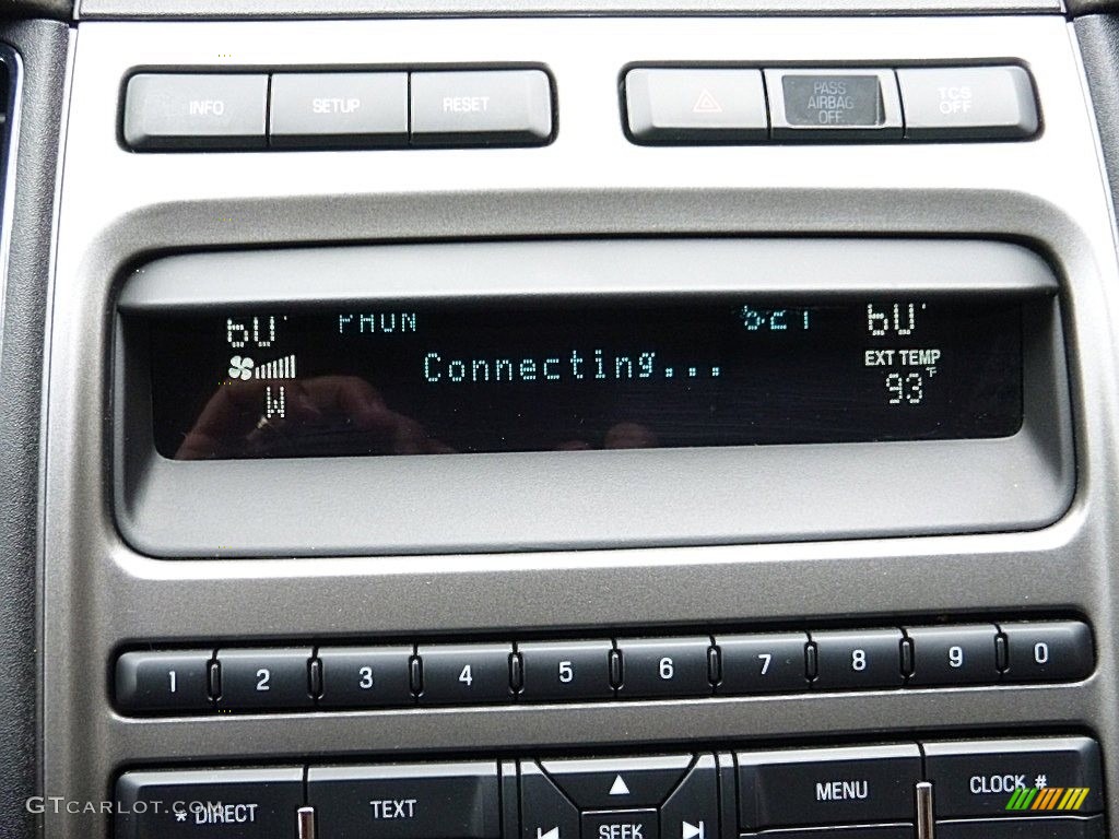 2011 Taurus SEL AWD - Ebony Black / Light Stone photo #27