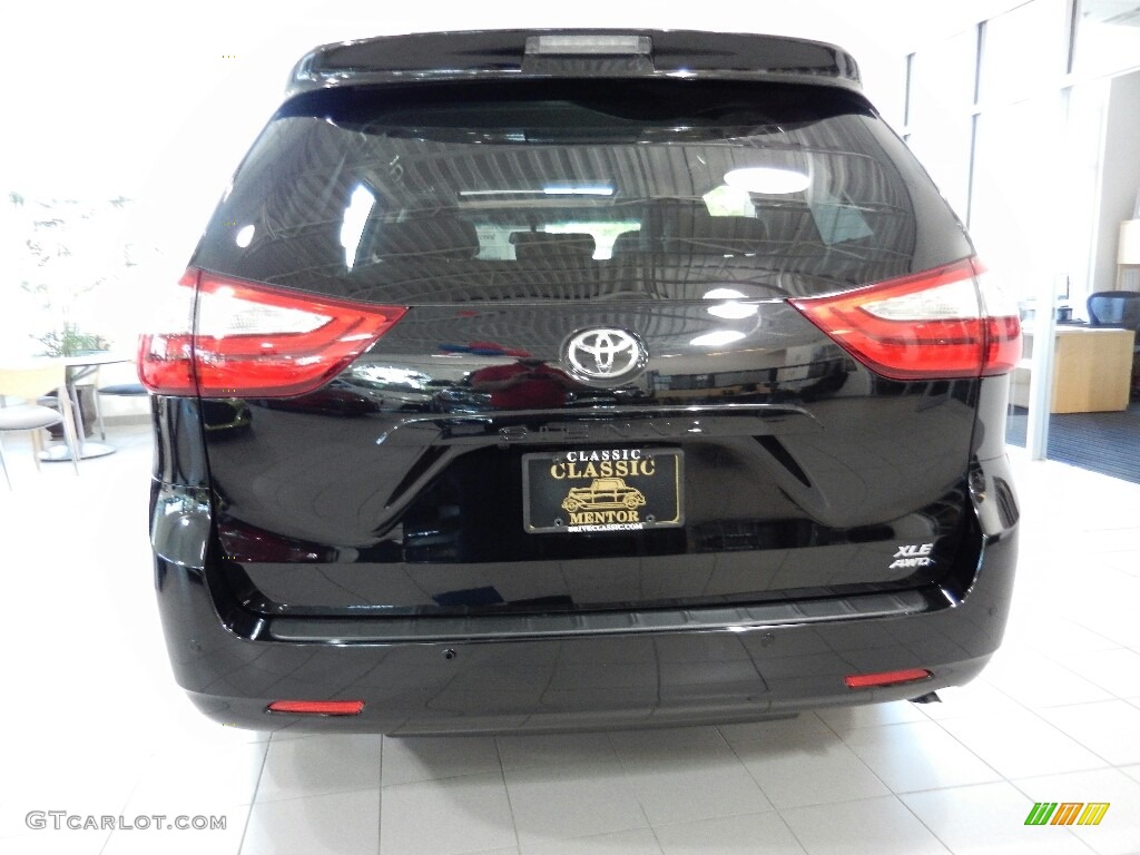 2017 Sienna XLE AWD - Midnight Black Metallic / Dark Bisque photo #2