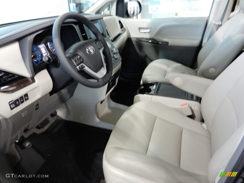 2017 Sienna XLE AWD - Midnight Black Metallic / Dark Bisque photo #3
