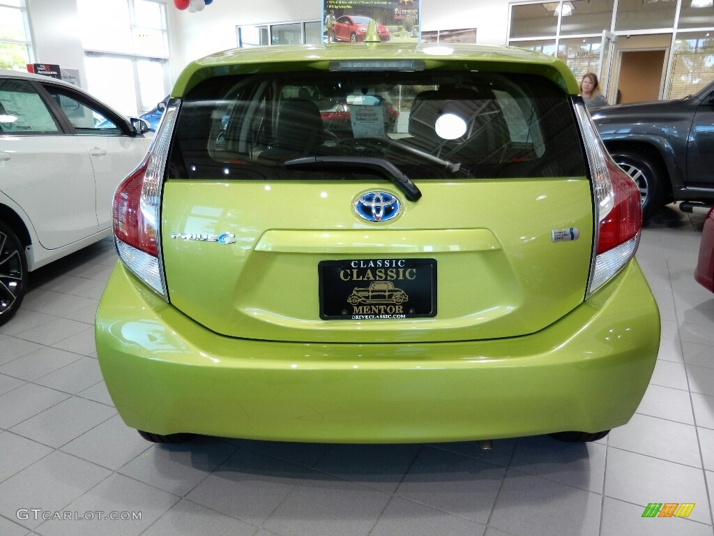 2016 Prius c Two - Electric Lime Metallic / Black photo #2