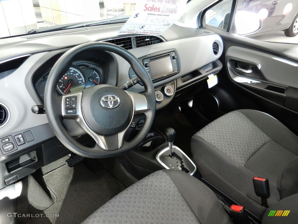 2016 Toyota Yaris 5-Door LE Black Dashboard Photo #115676167
