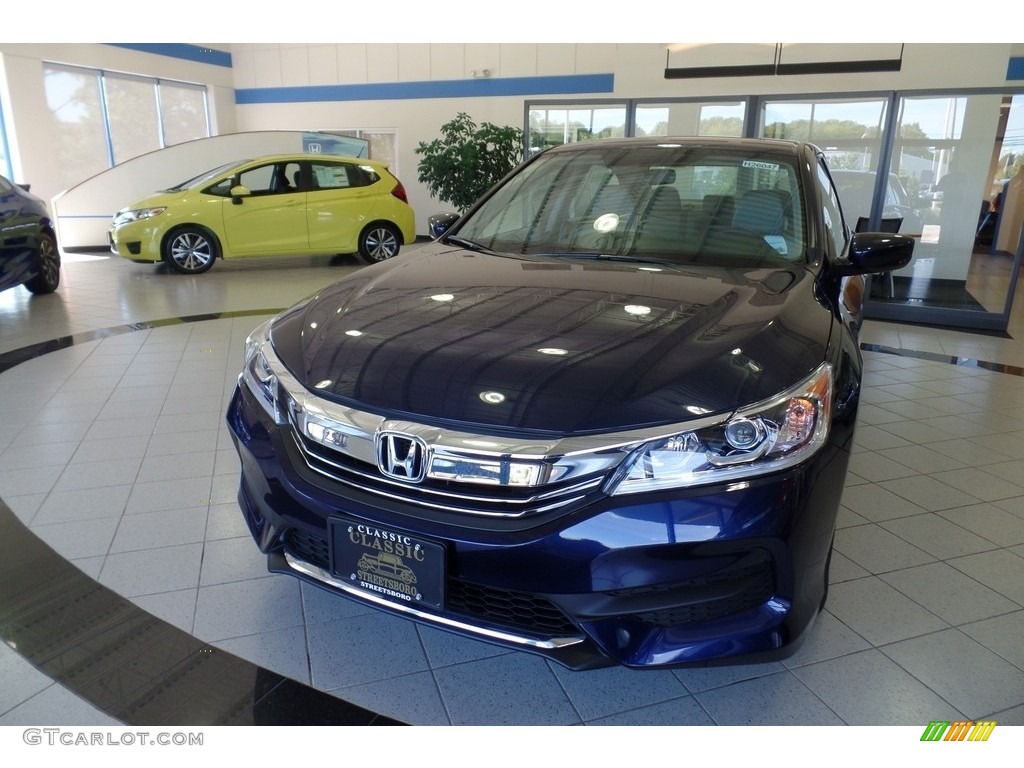2016 Accord LX Sedan - Obsidian Blue Pearl / Gray photo #3