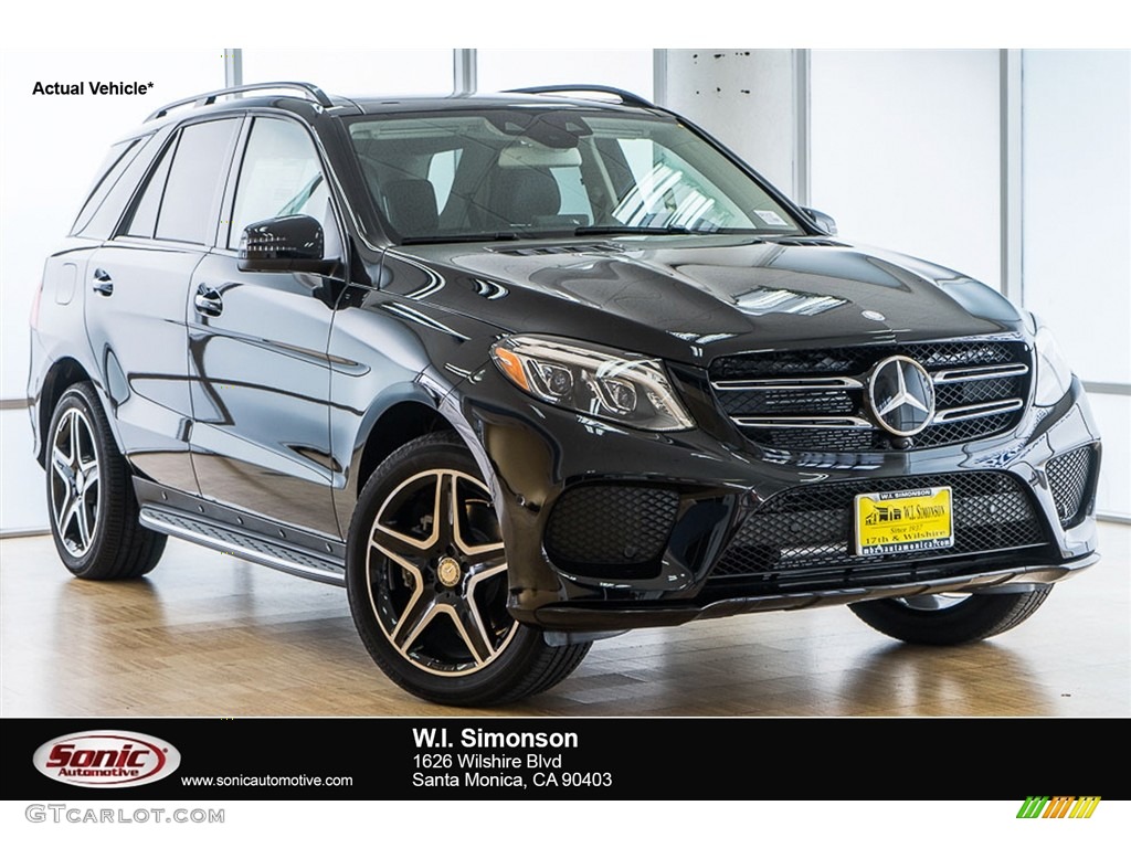 2017 GLE 350 4Matic - Obsidian Black Metallic / Porcelain/Black photo #1
