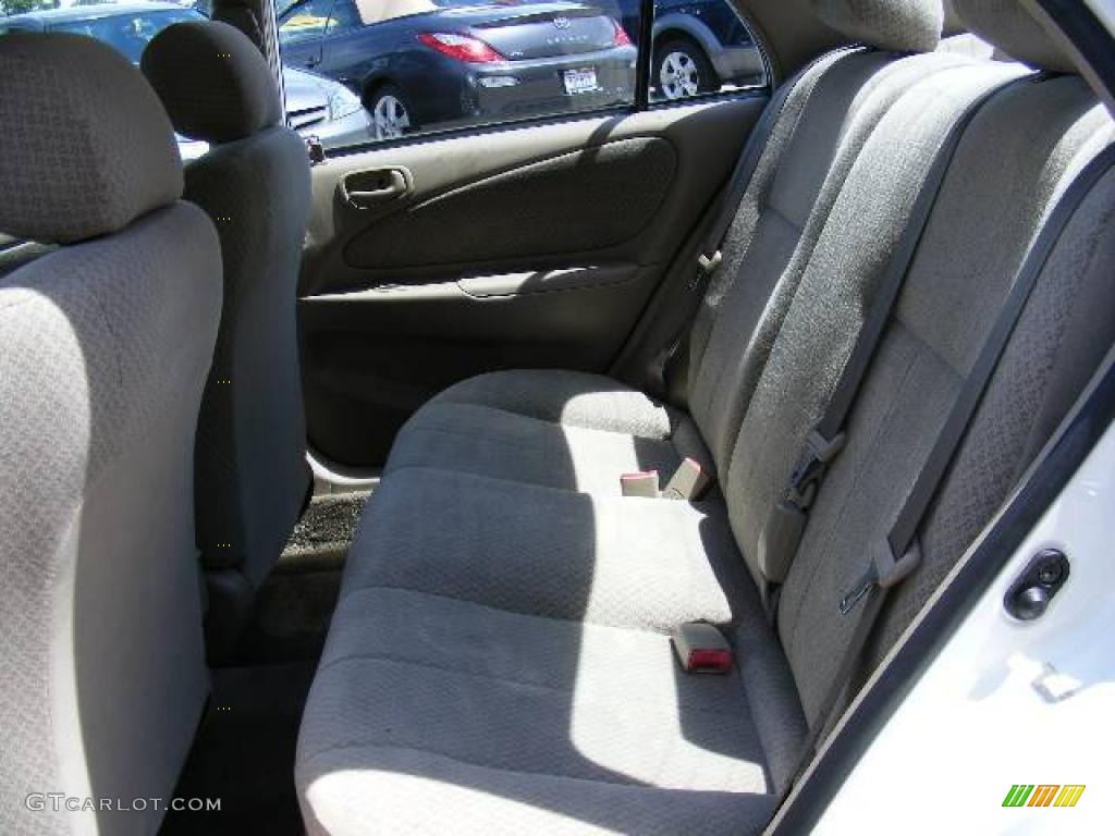 2000 Corolla CE - Super White / Pebble Beige photo #11