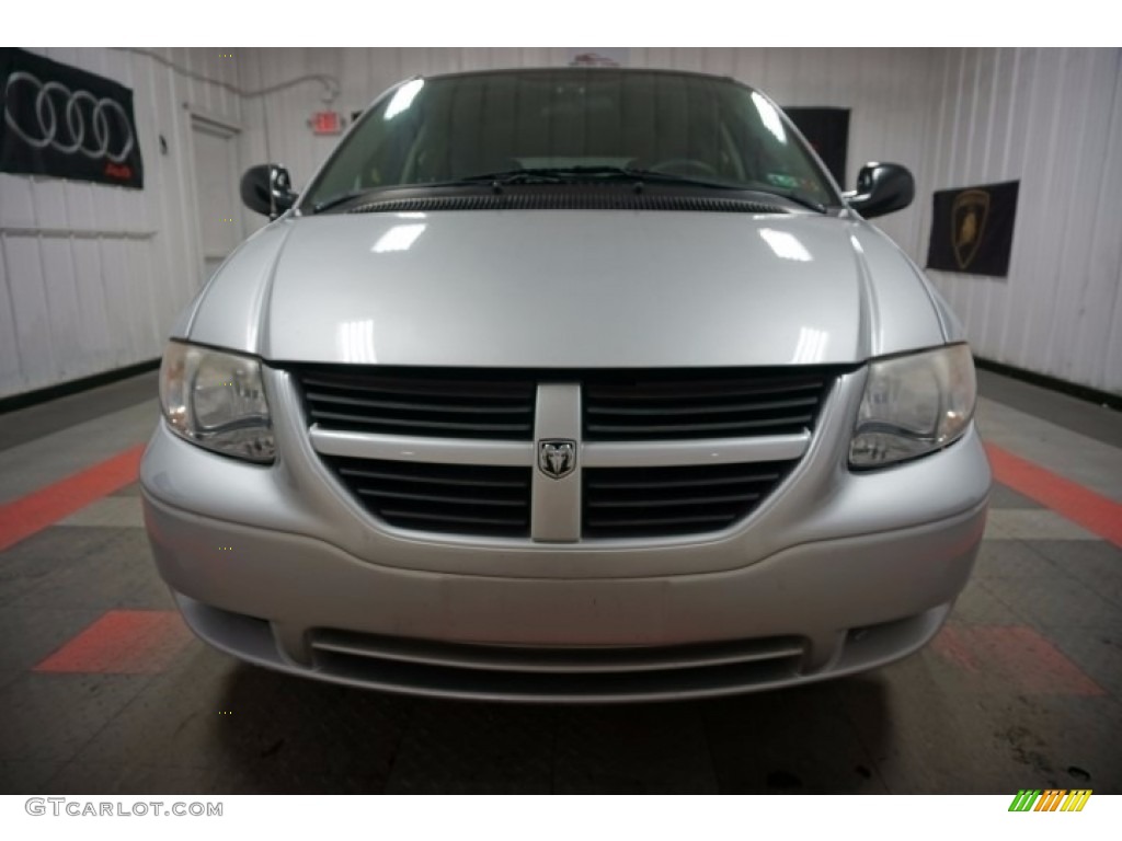2006 Caravan SXT - Bright Silver Metallic / Medium Slate Gray photo #4