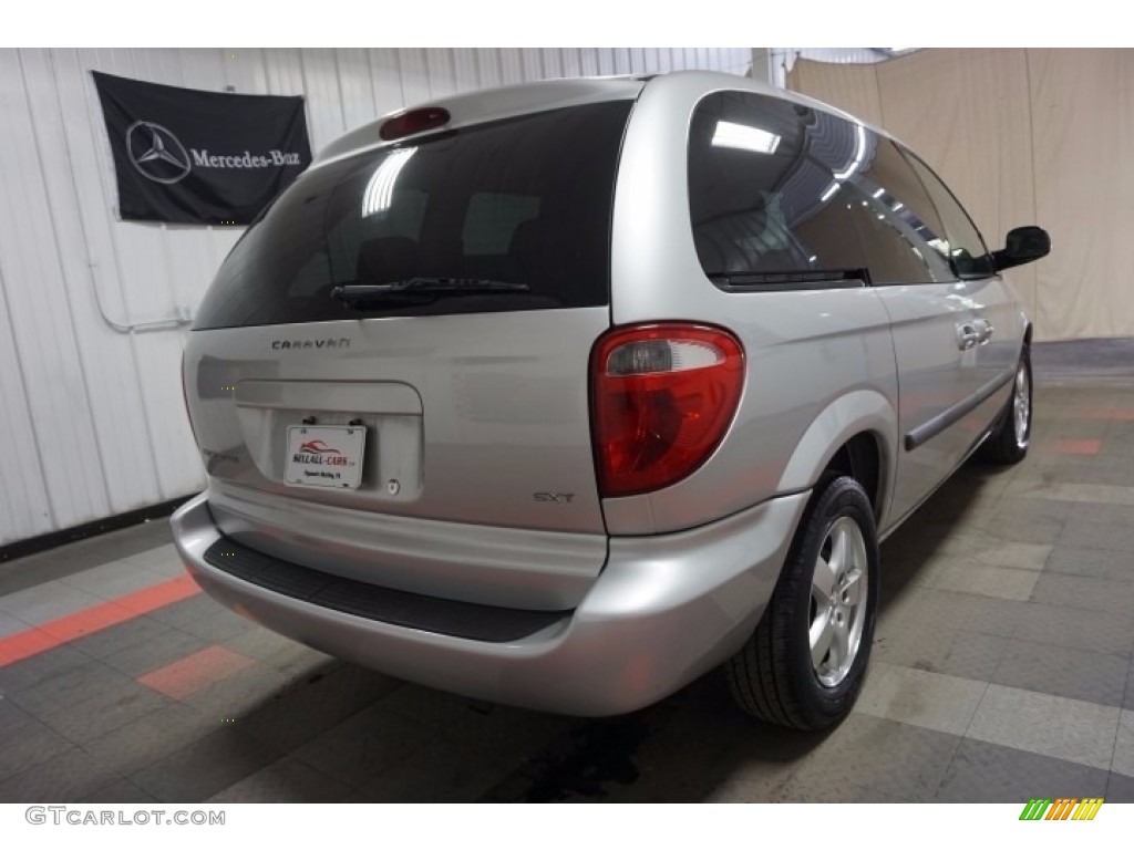 2006 Caravan SXT - Bright Silver Metallic / Medium Slate Gray photo #8