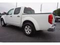 2013 Glacier White Nissan Frontier SV V6 Crew Cab  photo #5