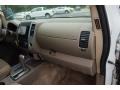 2013 Glacier White Nissan Frontier SV V6 Crew Cab  photo #23