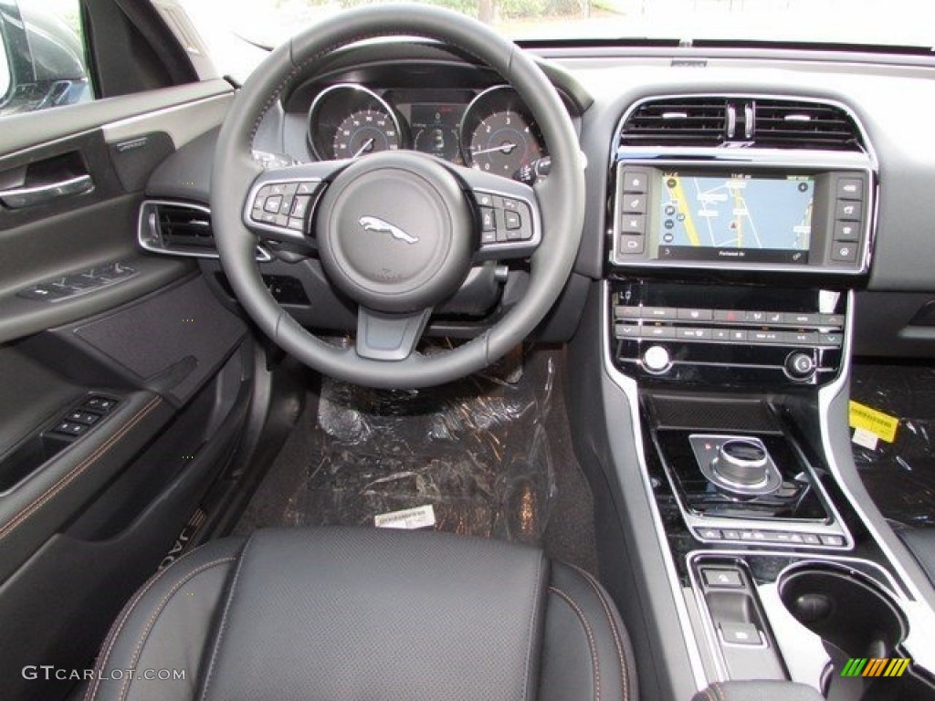 2017 Jaguar XE 20d R-Sport AWD Dashboard Photos