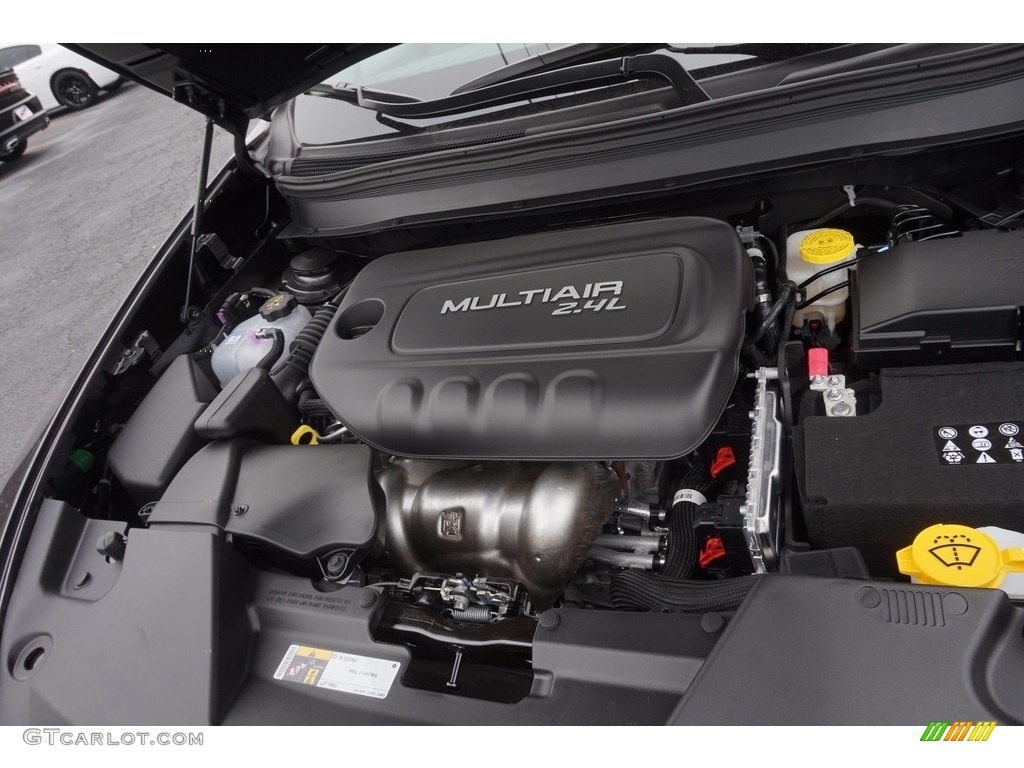 2017 Jeep Cherokee Latitude 2.4 Liter DOHC 16-Valve VVT 4 Cylinder Engine Photo #115690771