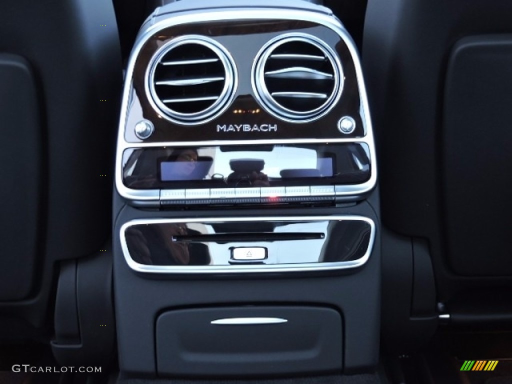 2016 Mercedes-Benz S Mercedes-Maybach S600 Sedan Controls Photo #115696525
