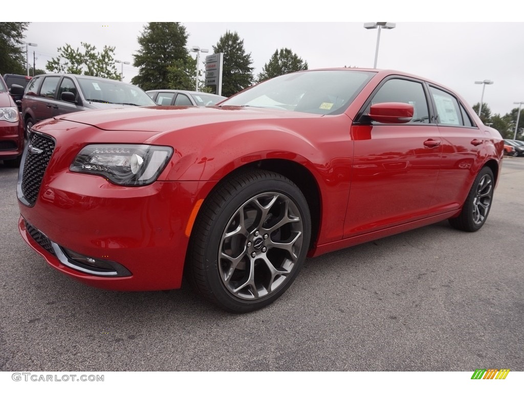 Redline Red Tri-Coat Pearl 2016 Chrysler 300 S Exterior Photo #115700595