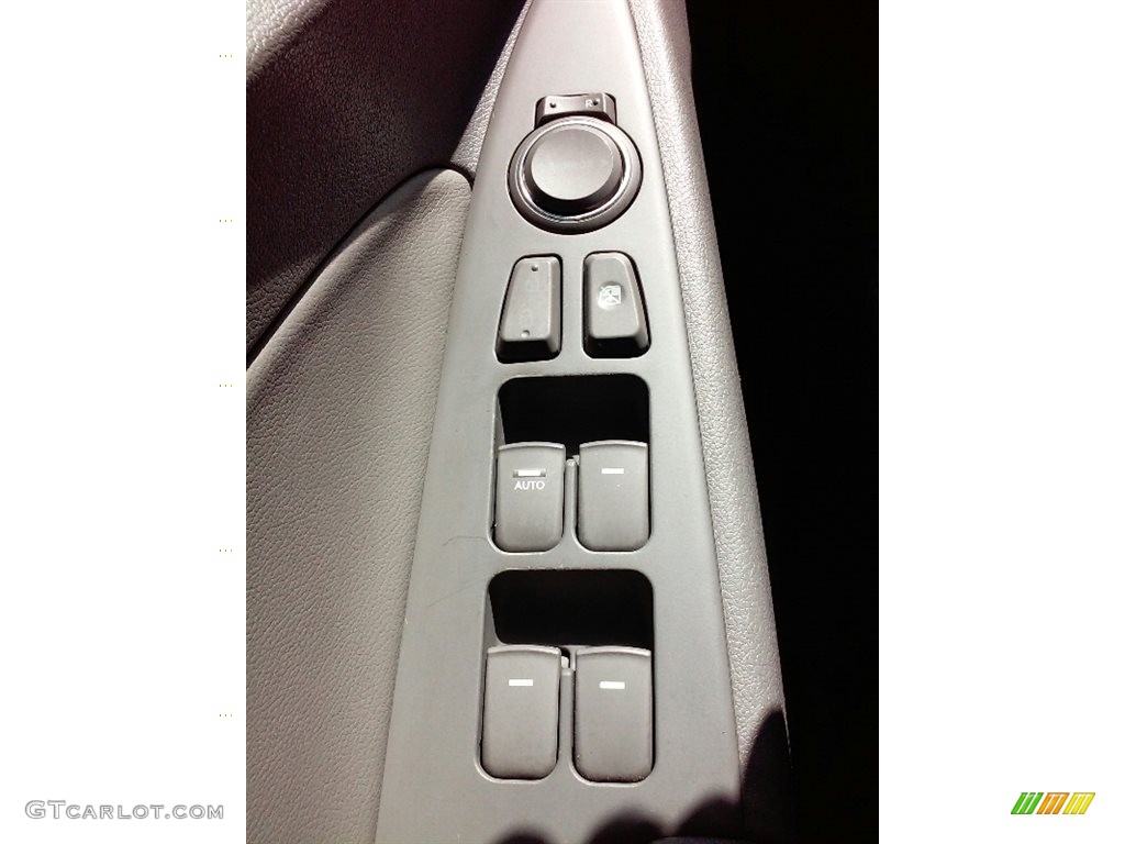 2012 Sonata SE 2.0T - Radiant Silver / Gray photo #14