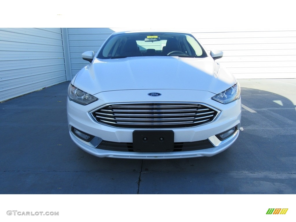 2017 Fusion SE - White Platinum / Ebony photo #8