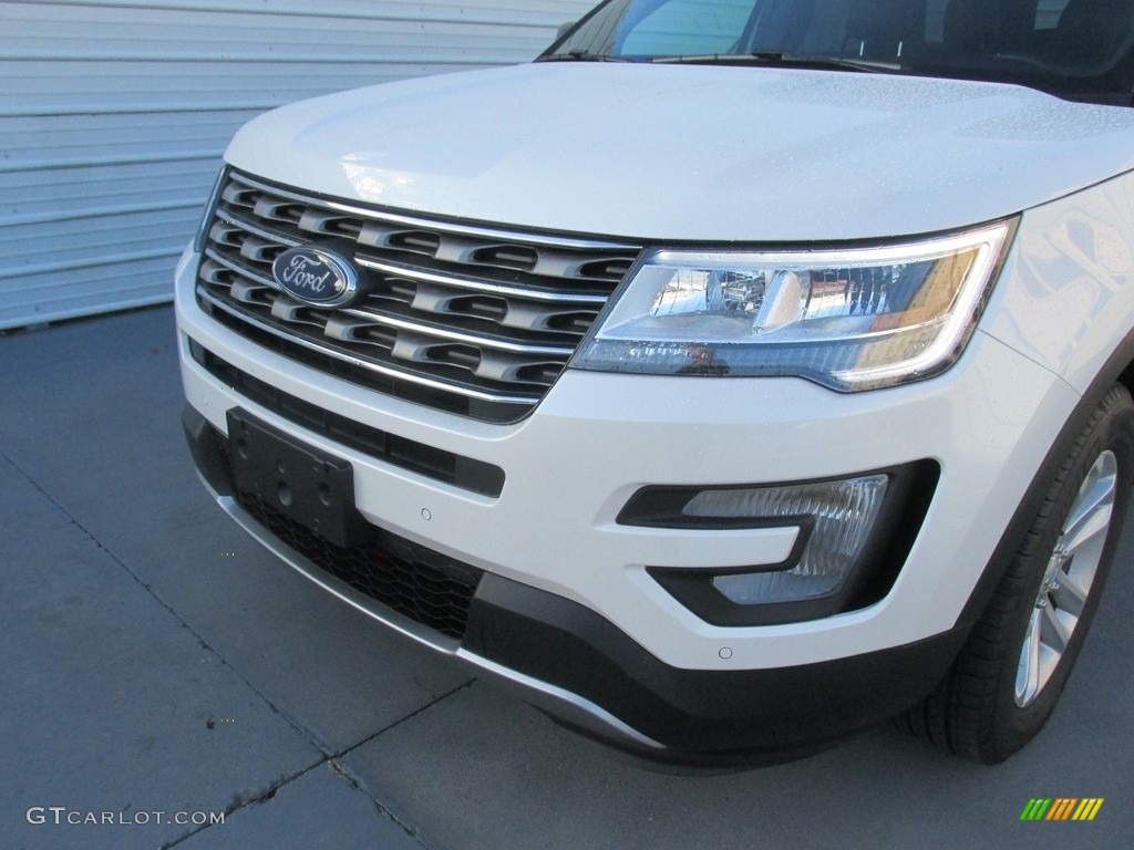 2017 Explorer XLT - White Platinum / Ebony Black photo #10