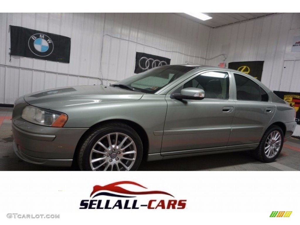 2007 S60 2.5T - Willow Green Metallic / Beige photo #1