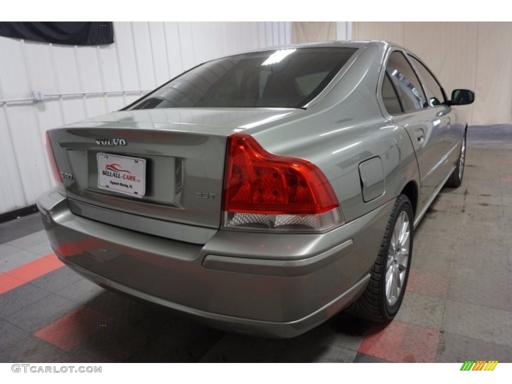 2007 S60 2.5T - Willow Green Metallic / Beige photo #8