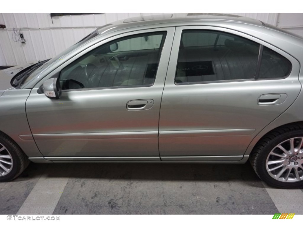 2007 S60 2.5T - Willow Green Metallic / Beige photo #51