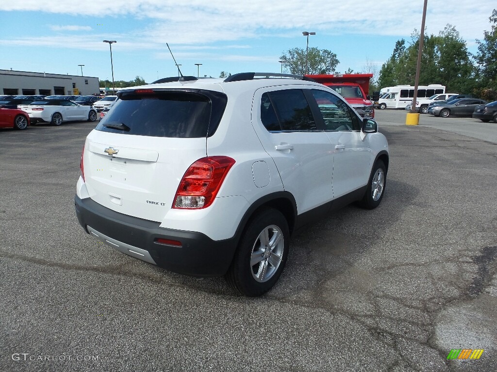 2016 Trax LT - Summit White / Jet Black/Brownstone photo #4