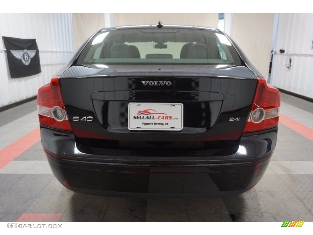 2006 S40 2.4i - Black / Off Black photo #9